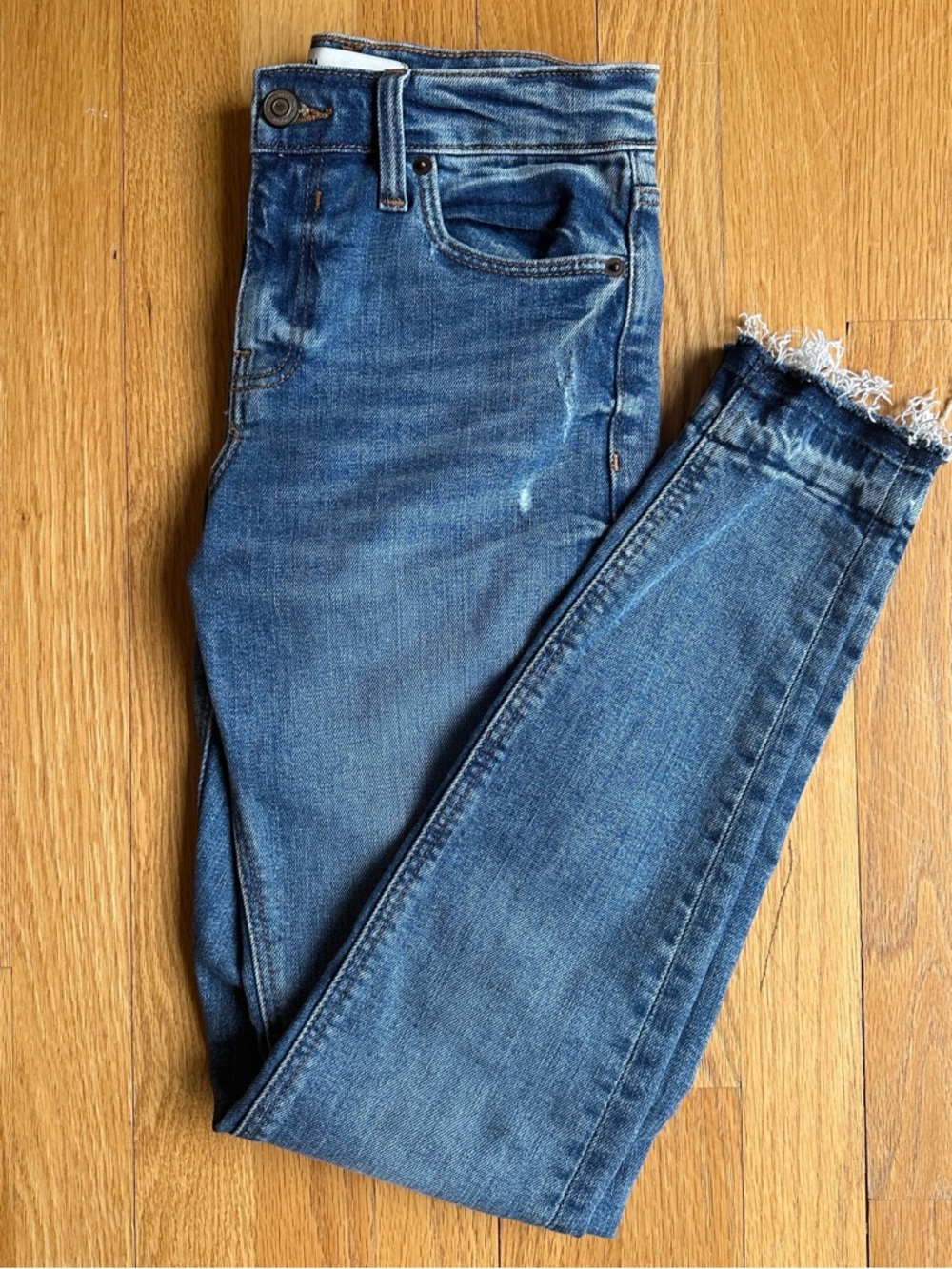 Zara Denim Blue Jeans with Frayed Hem